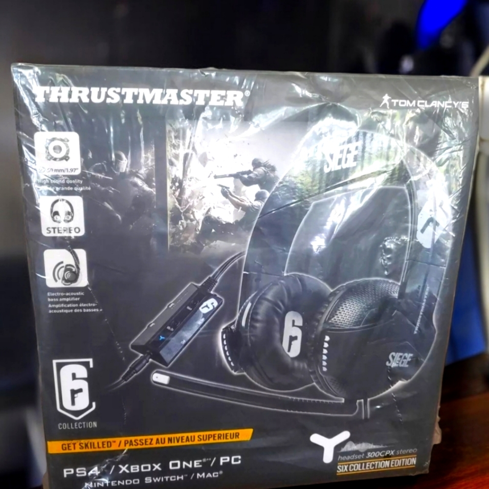 Thrustmaster Y-300 CPX Rainbow 6 Siege Edition (PS5, PS4, XBOX Series X/S,